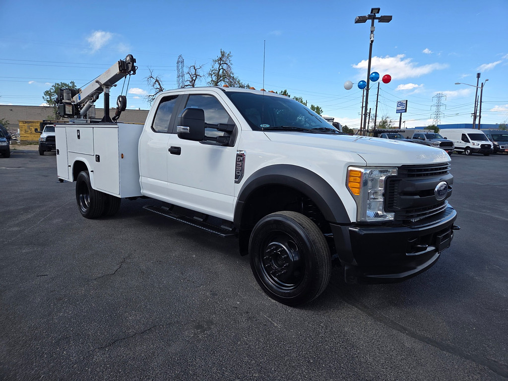 2017 Ford F-550 4x4 Utility Box with Crane