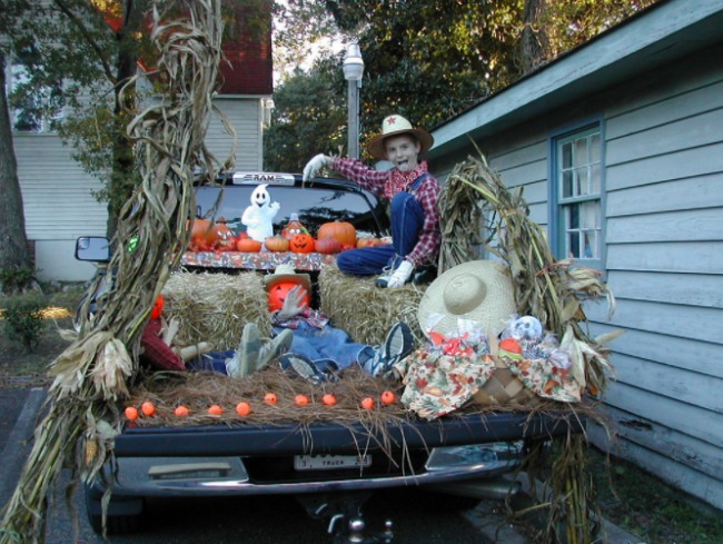 5 Trunk or Treat Ideas for Your Best Halloween Ever! - Dye Autos